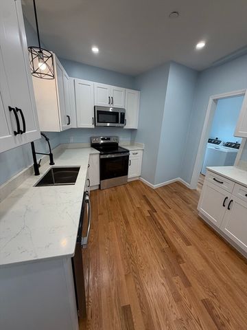 57 Oak Island St 1, Revere, MA 02151