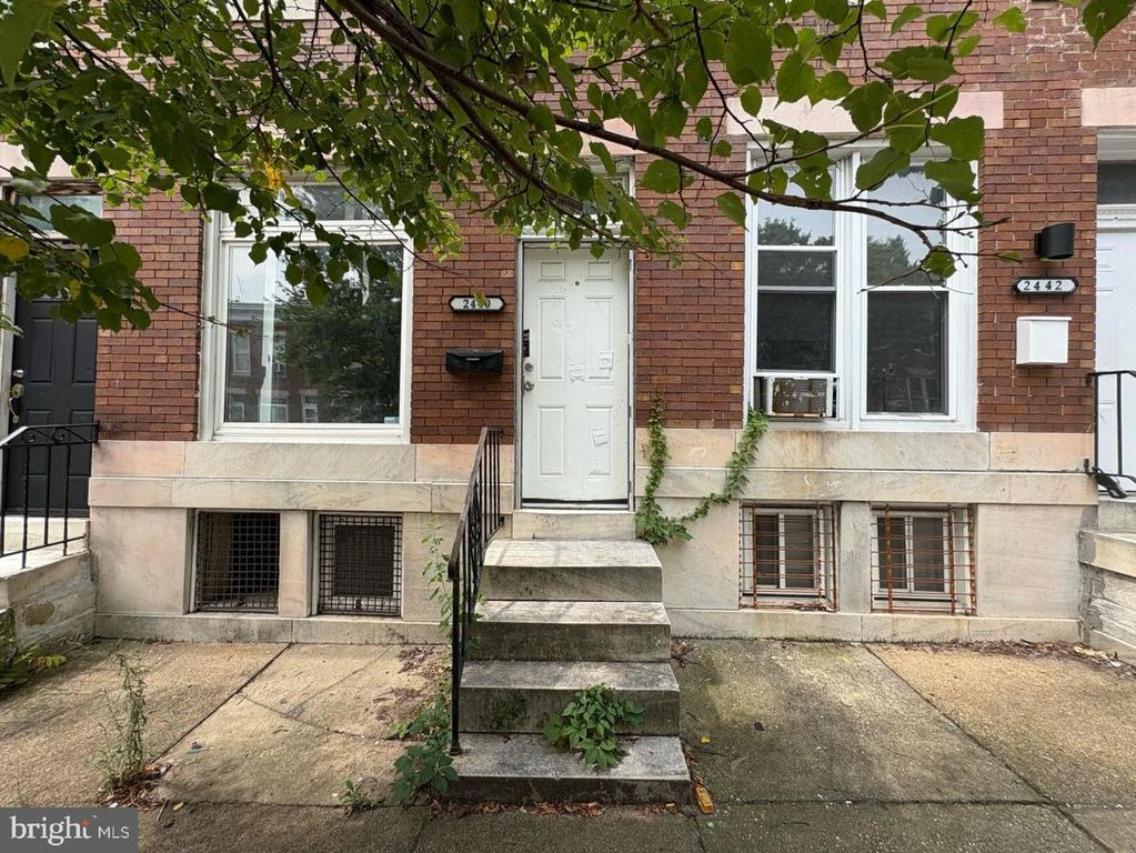2440 MCCULLOH ST, Baltimore, MD 21217