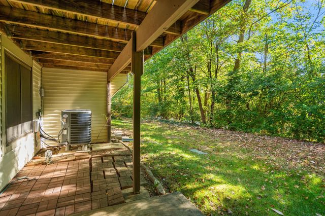 2709 Leatherwood Court, Crestview Hills, KY 41017