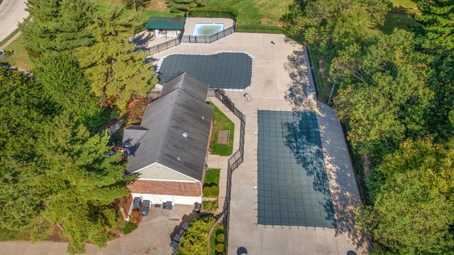 2709 Leatherwood Court, Crestview Hills, KY 41017