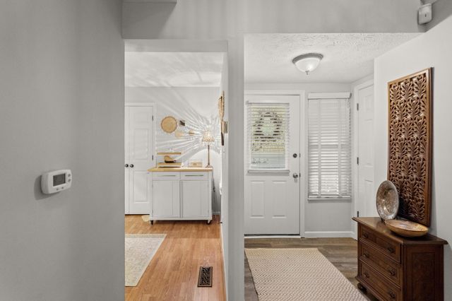 2709 Leatherwood Court, Crestview Hills, KY 41017