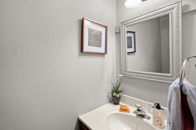 2709 Leatherwood Court, Crestview Hills, KY 41017