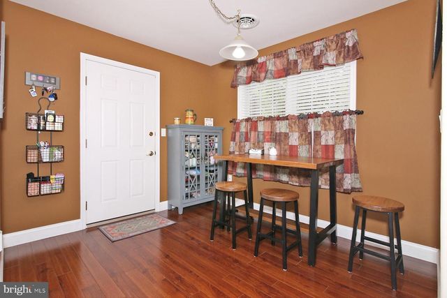 1061 ALDEN WAY, Lebanon, PA 17042