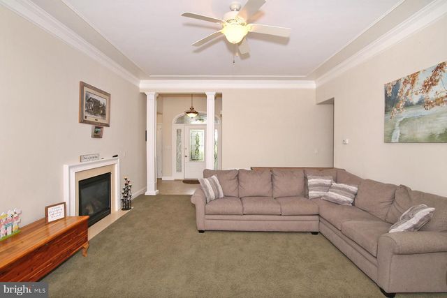 1061 ALDEN WAY, Lebanon, PA 17042