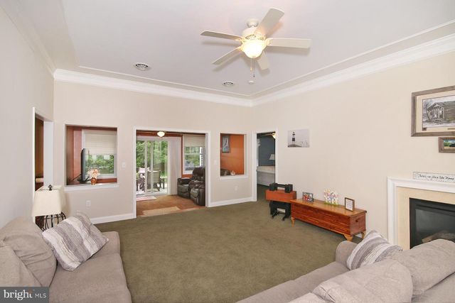 1061 ALDEN WAY, Lebanon, PA 17042