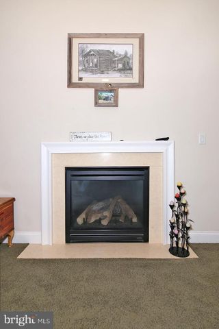1061 ALDEN WAY, Lebanon, PA 17042