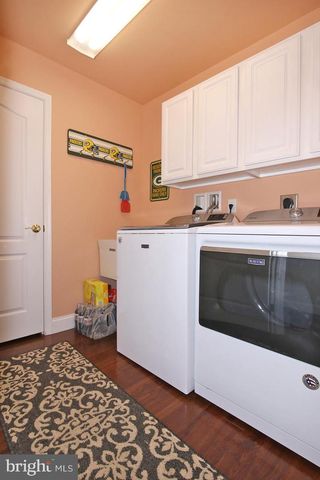 1061 ALDEN WAY, Lebanon, PA 17042