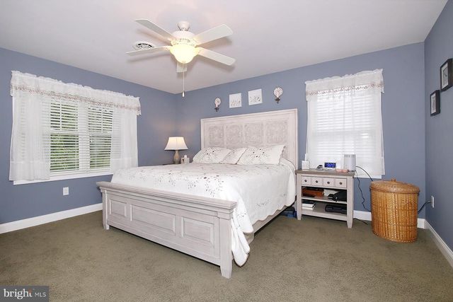 1061 ALDEN WAY, Lebanon, PA 17042