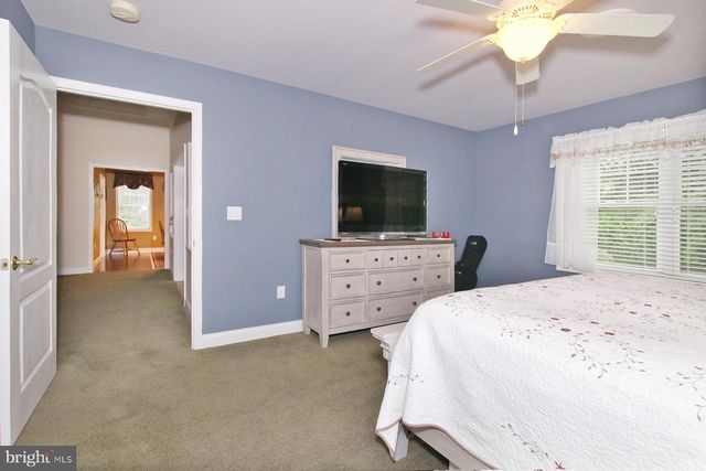 1061 ALDEN WAY, Lebanon, PA 17042
