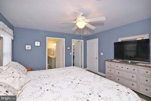 1061 ALDEN WAY, Lebanon, PA 17042