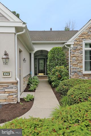 1061 ALDEN WAY, Lebanon, PA 17042