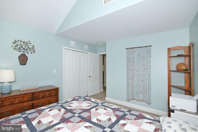 1061 ALDEN WAY, Lebanon, PA 17042