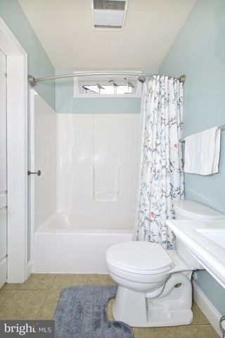 1061 ALDEN WAY, Lebanon, PA 17042