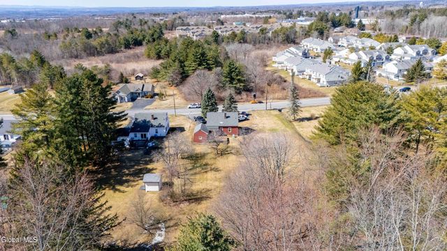 1323 Midline Road, Amsterdam, NY 12010