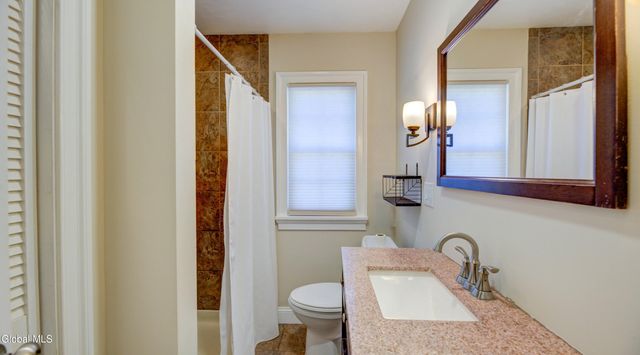 1323 Midline Road, Amsterdam, NY 12010