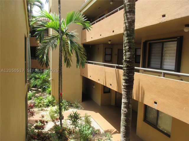 15545 N Miami Lakeway N 211, Miami Lakes, FL 33014