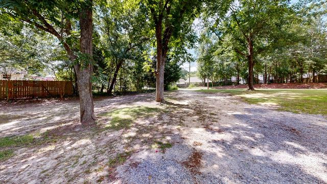 301 Hedstrom Drive, Dothan, AL 36301