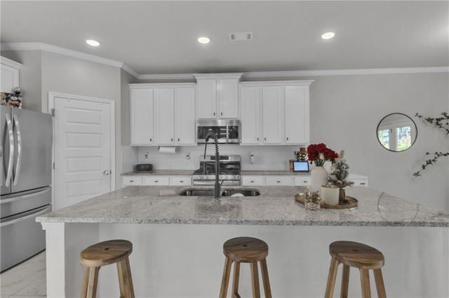 217 Oaklawn Park, Dacula, GA 30019