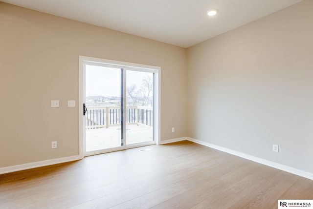 13051 S 44th Avenue, Bellevue, NE 68123