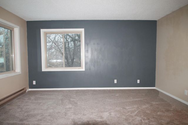 2160 Ridge Drive 21, Saint Louis Park, MN 55416