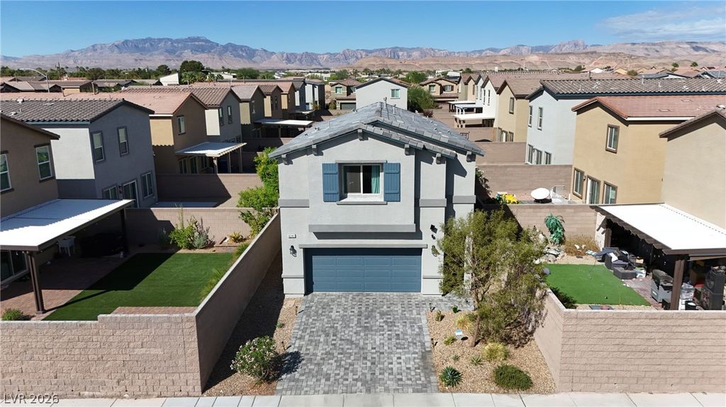 8241 Palladium Street, Las Vegas, NV 89113 — photo 2
