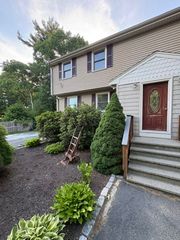 40 North Street 40, Mansfield, MA 02048
