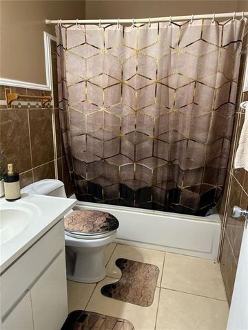 756 Post Road Way, Stone Mountain, GA 30088