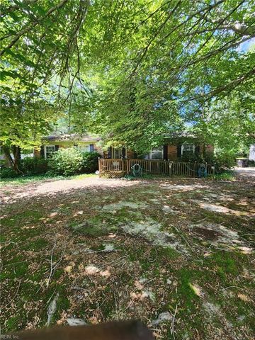 123 Wilson CIR, Williamsburg, VA 23188