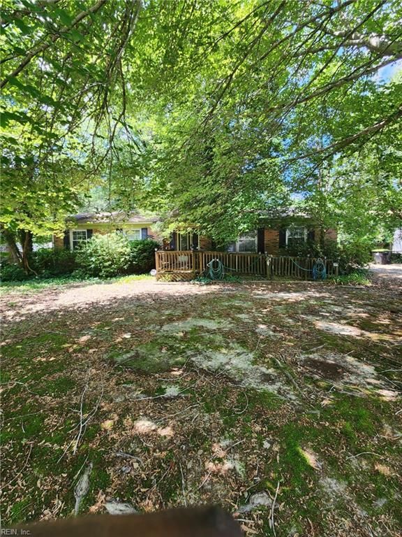 123 Wilson CIR, Williamsburg, VA 23188