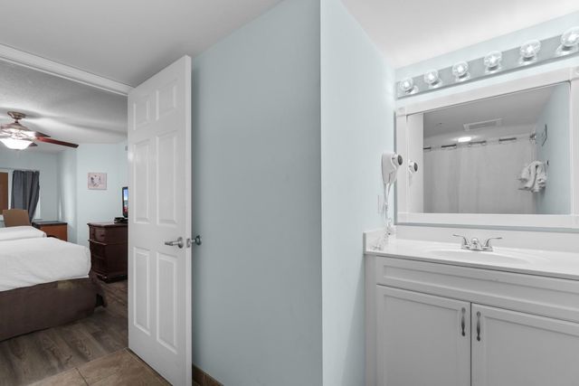 1321 S Ocean Blvd Unit 606, North Myrtle Beach, SC 29582