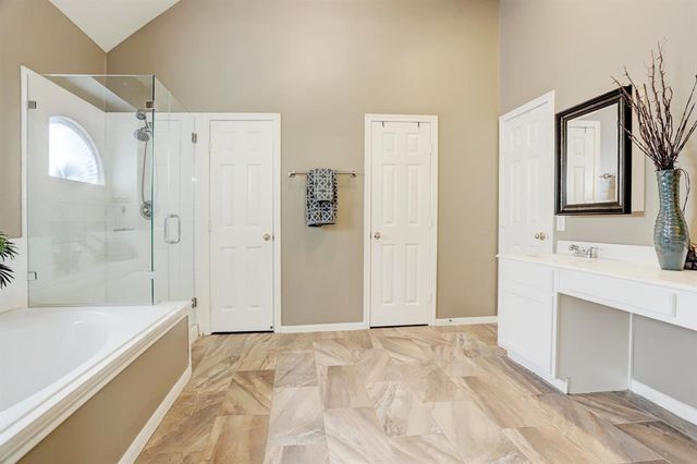635 Presley Way, Sugar Land, TX 77479