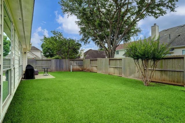 635 Presley Way, Sugar Land, TX 77479