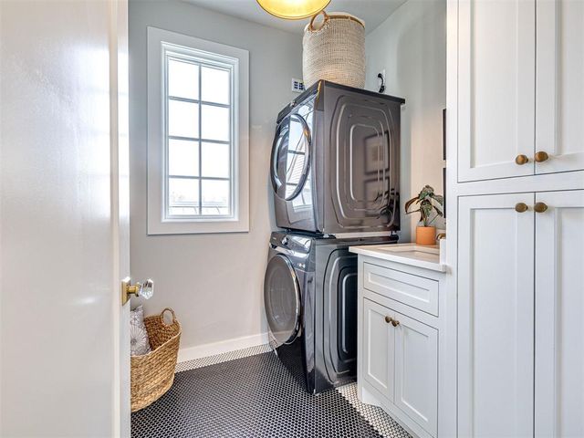 74 Pistache Lane, Carlton Landing, OK 74432