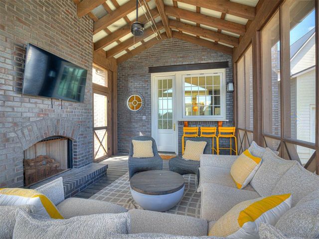 74 Pistache Lane, Carlton Landing, OK 74432