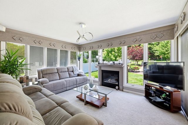 57 Valley View Dr, Ludlow, MA 01056