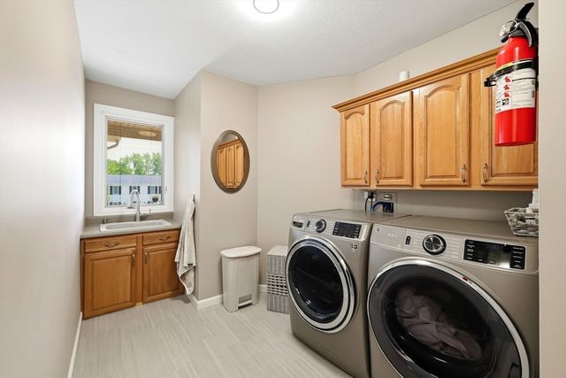 57 Valley View Dr, Ludlow, MA 01056