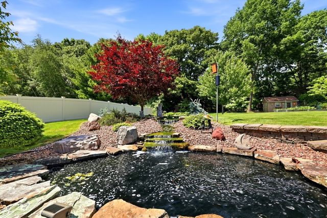 57 Valley View Dr, Ludlow, MA 01056