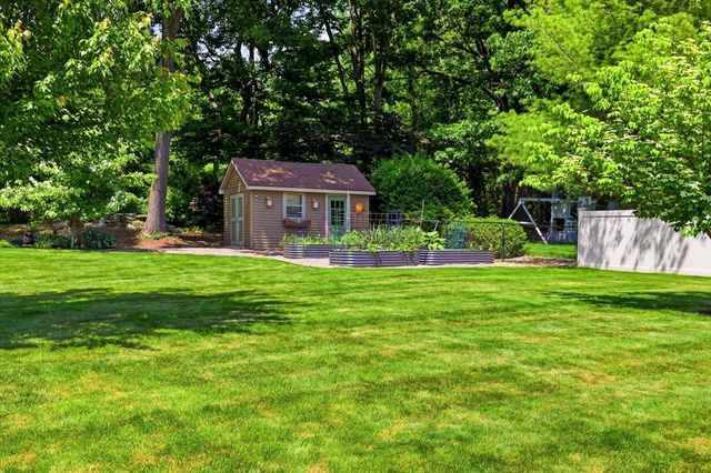 57 Valley View Dr, Ludlow, MA 01056