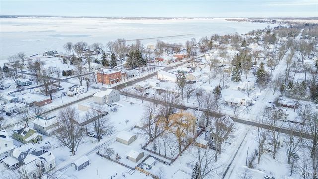 171 South Market Street, Cape Vincent, NY 13618