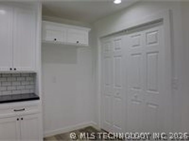 6844 E King Place, Tulsa, OK 74115