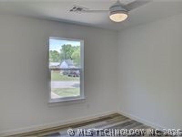 6844 E King Place, Tulsa, OK 74115