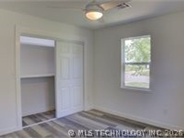 6844 E King Place, Tulsa, OK 74115