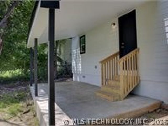 6844 E King Place, Tulsa, OK 74115