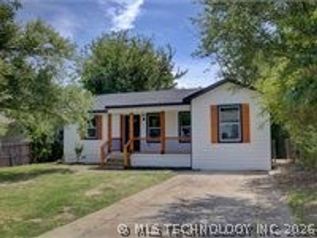 6844 E King Place, Tulsa, OK 74115