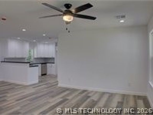 6844 E King Place, Tulsa, OK 74115