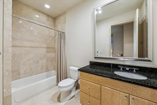 3388 Sage Road 2401, Houston, TX 77056