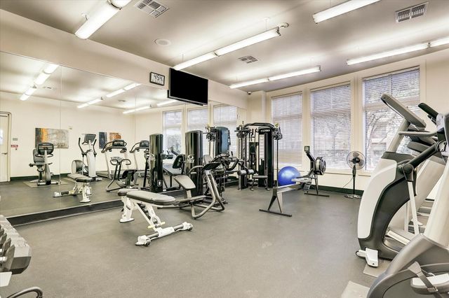 3388 Sage Road 2401, Houston, TX 77056