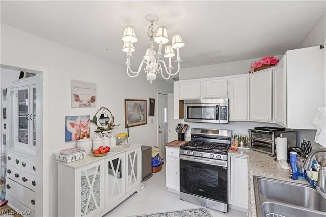 145 Walnut Street, Geneva, OH 44041