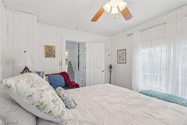 145 Walnut Street, Geneva, OH 44041