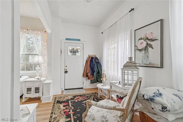 145 Walnut Street, Geneva, OH 44041